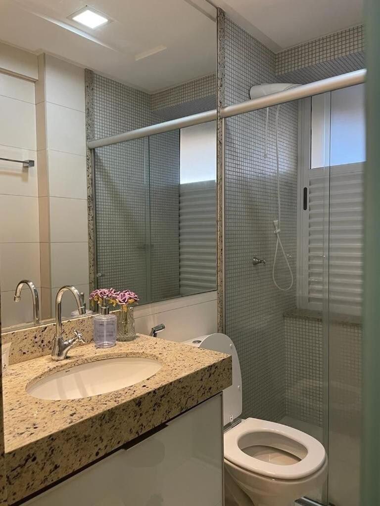 Moderno Flat Com Vista Para O Parque Vaca Brava Goiânia Exterior photo