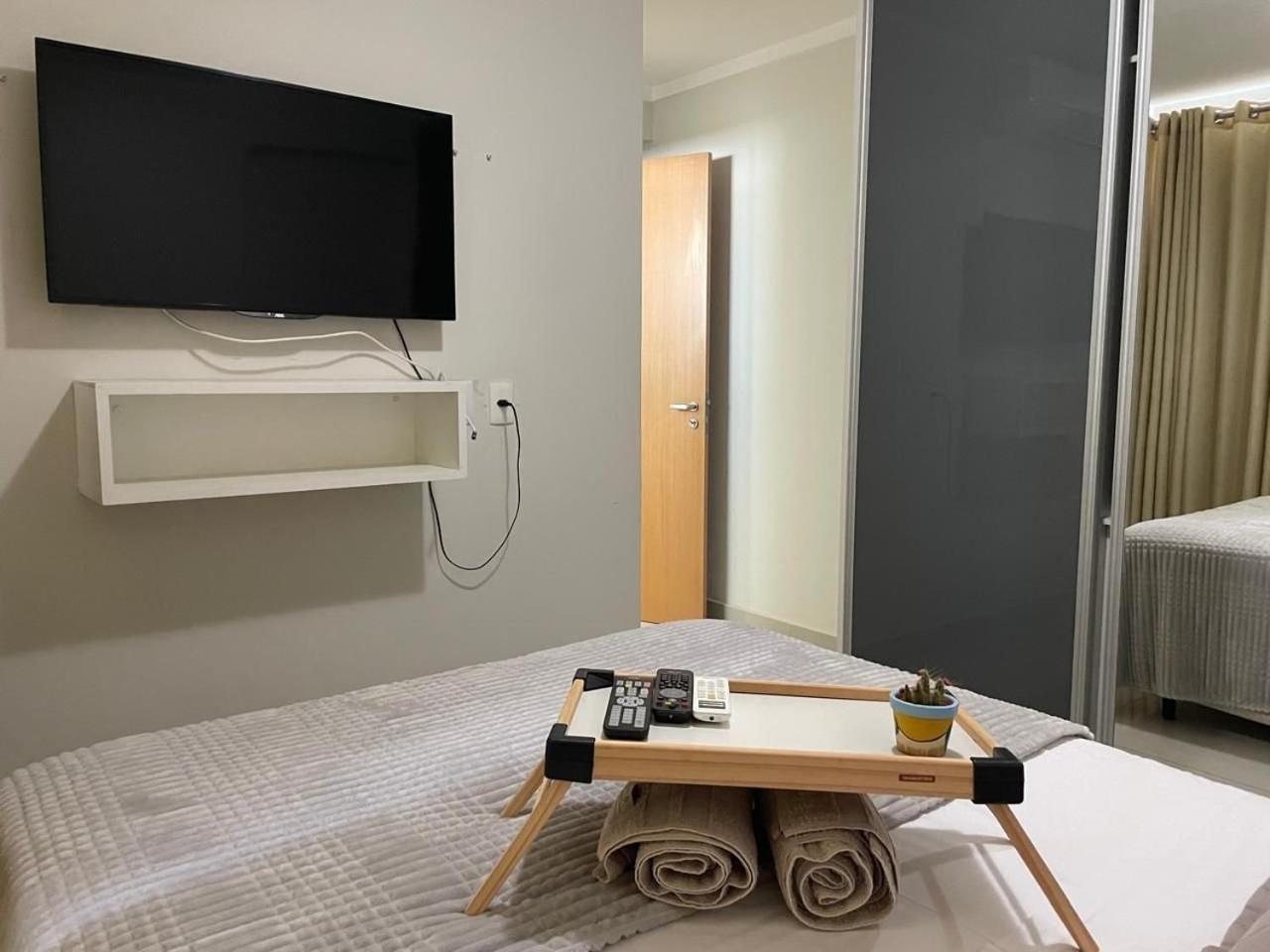 Moderno Flat Com Vista Para O Parque Vaca Brava Goiânia Exterior photo