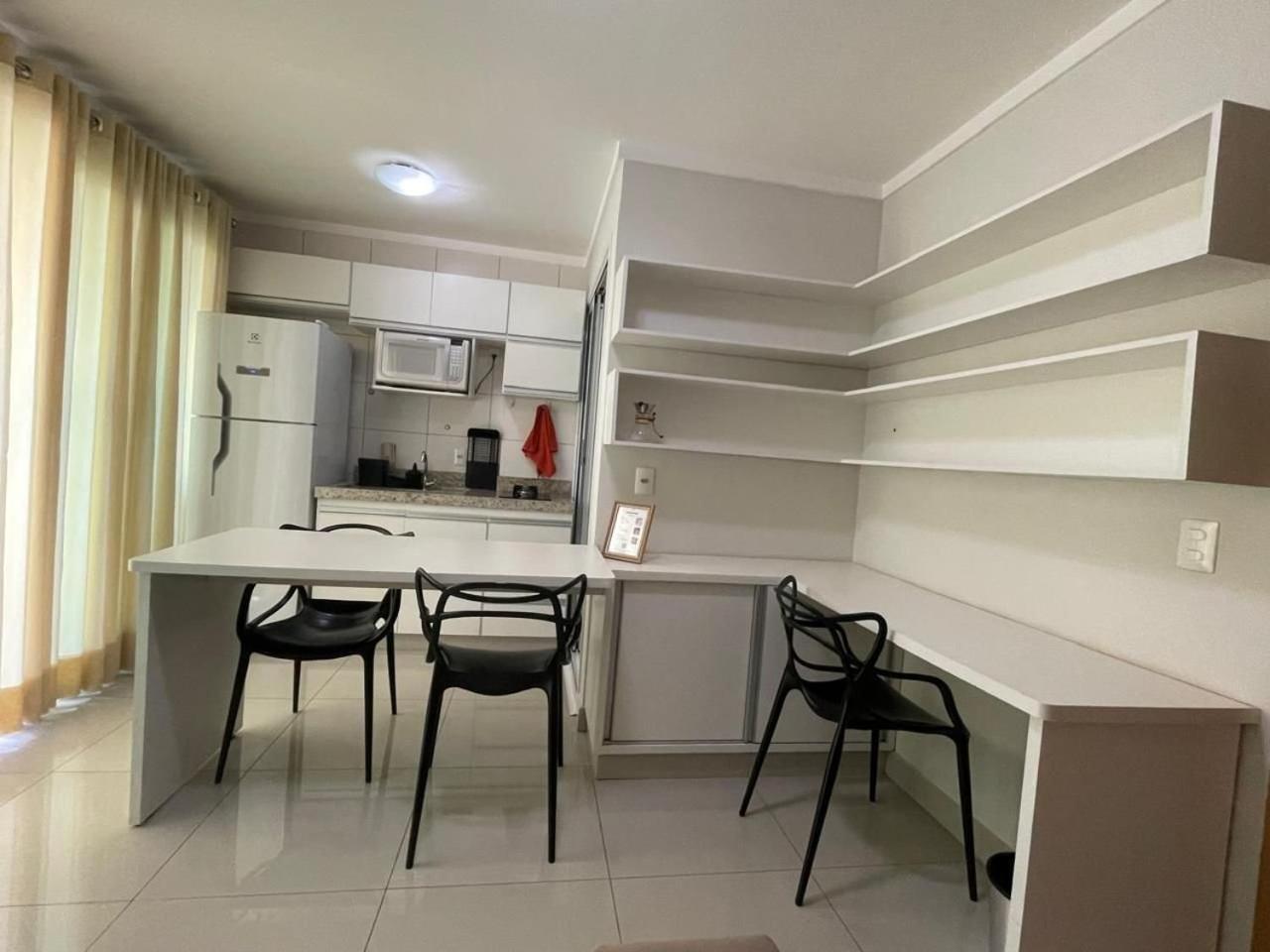 Moderno Flat Com Vista Para O Parque Vaca Brava Goiânia Exterior photo