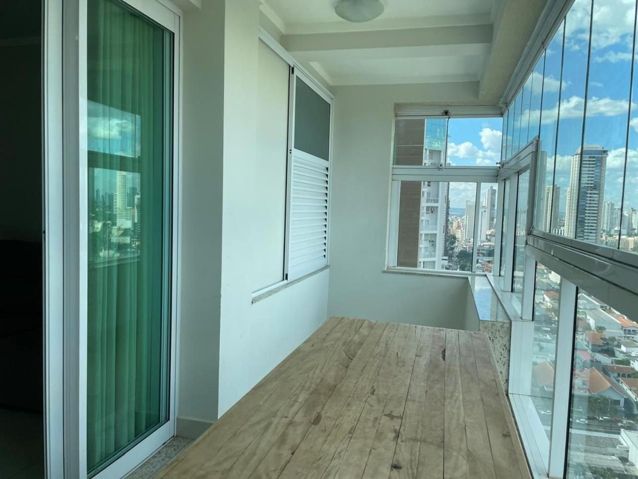 Moderno Flat Com Vista Para O Parque Vaca Brava Goiânia Exterior photo