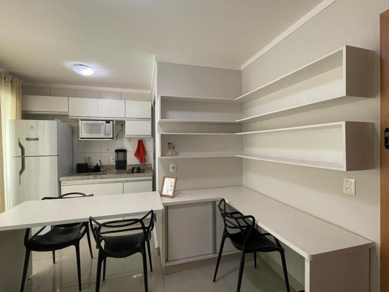 Moderno Flat Com Vista Para O Parque Vaca Brava Goiânia Exterior photo