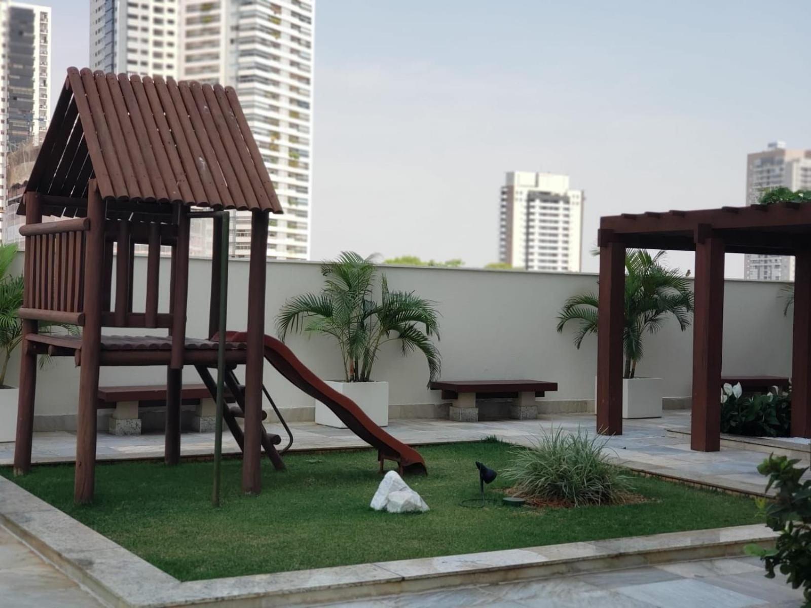 Moderno Flat Com Vista Para O Parque Vaca Brava Goiânia Exterior photo